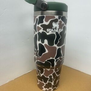 Stanley Camouflage 30 oz flip top Tumbler